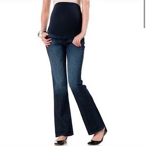 A Pea in the Pod Joes Secret Fit Belly Skinny Leg Maternity Jeans
